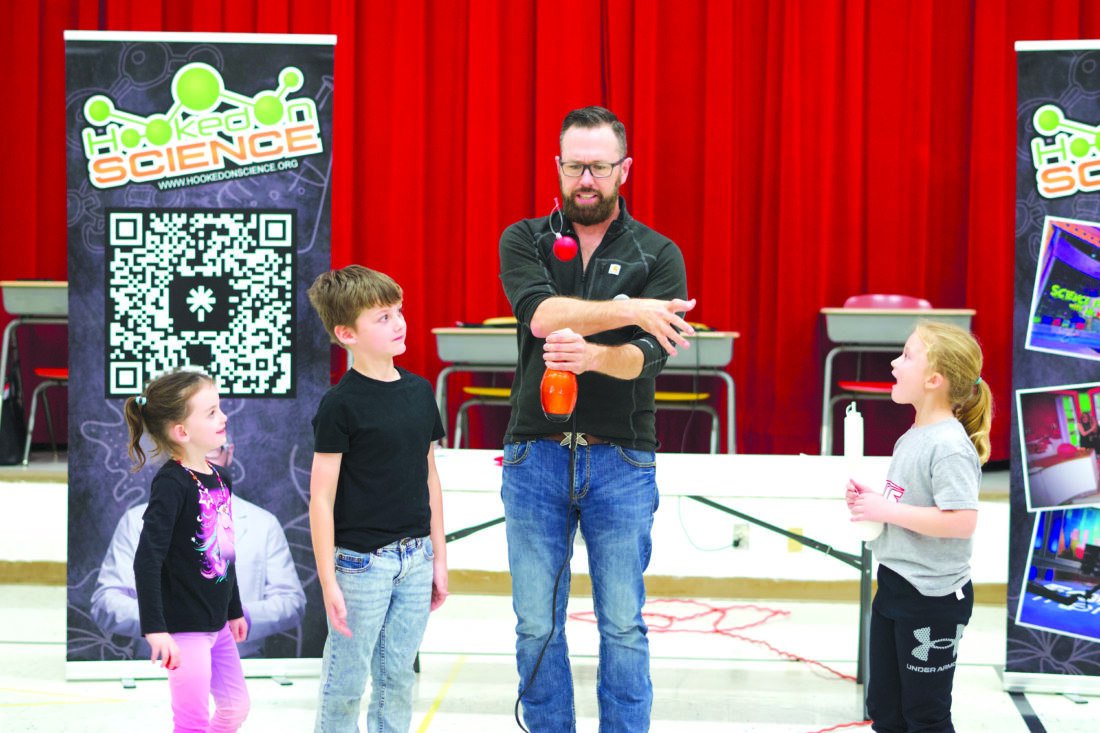 Guest shows UL Elementary students that Santa uses science